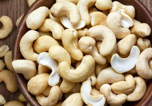 How do you know if a cashew has gone bad?